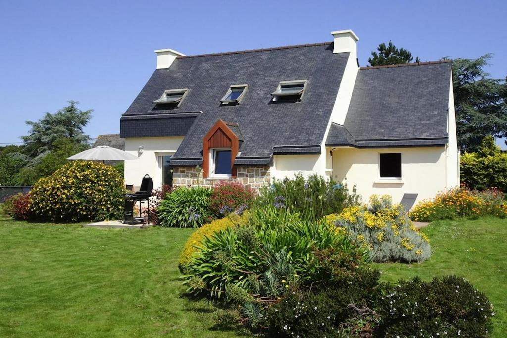 Nice Holiday Home With Beautiful Garden, Paimpol Εξωτερικό φωτογραφία